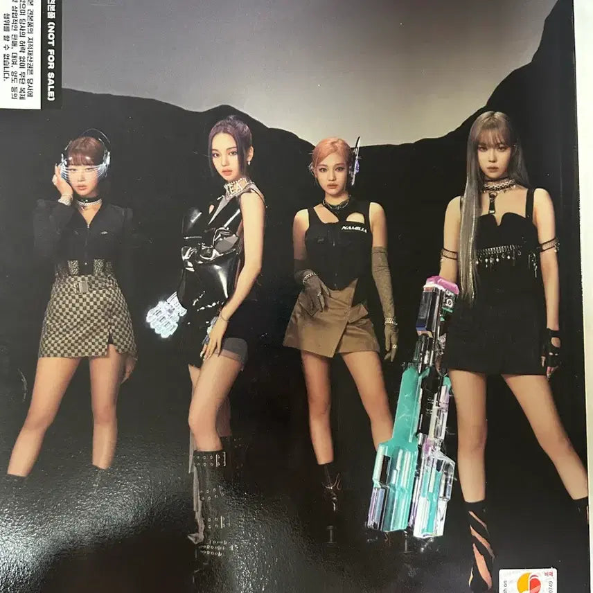 [SOLD OUT] [BUNJANG] aespa Girls Signed Album / aespa Girls 앨범 친필