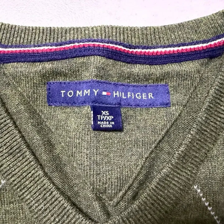 [BUNJANG] Tommy Hilfiger V-Neck Argyle Knit / 타미힐피거 브이넥 아가일 니트