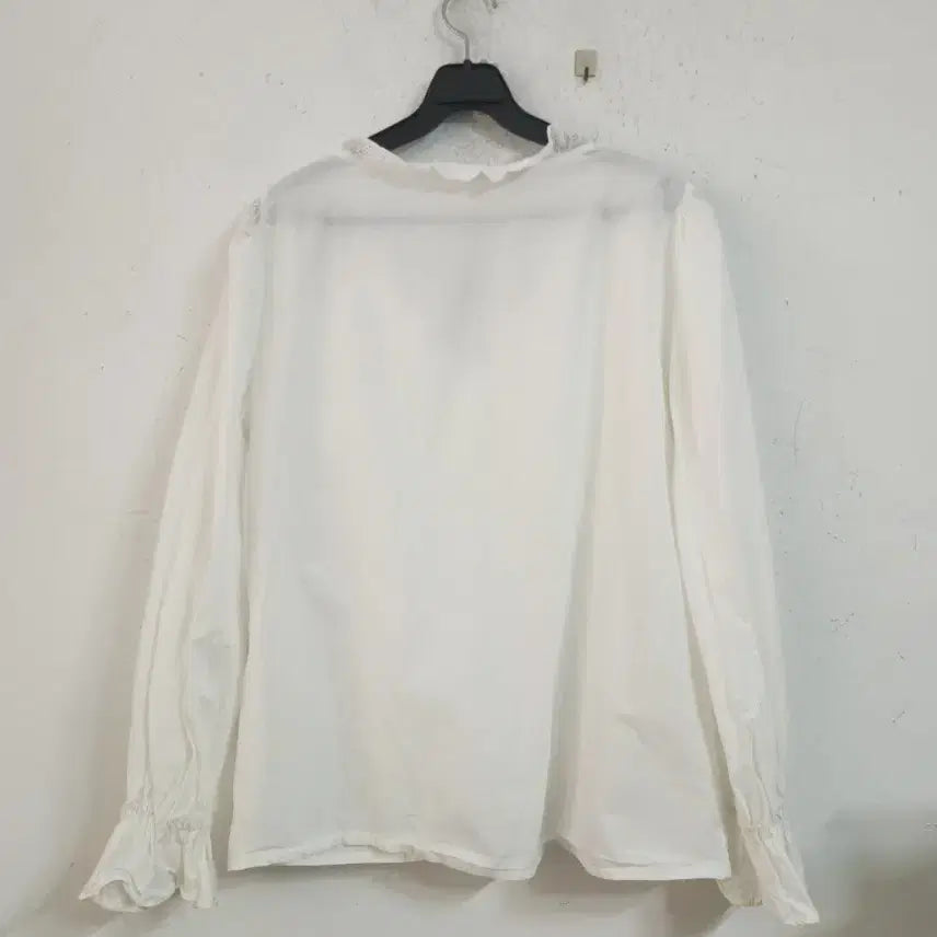 [BUNJANG] Lace White Long Sleeve Blouse / 레이스 화이트 블라우스 긴팔