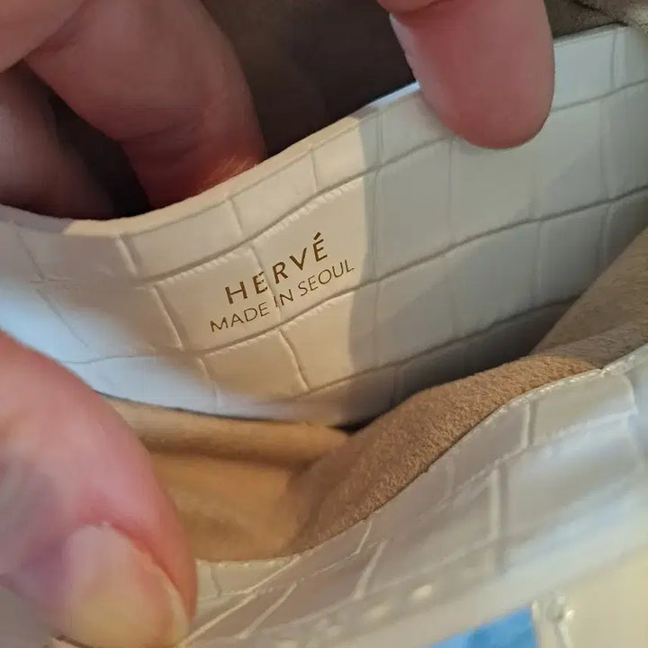 [BUNJANG] HERVE Croc Embossed Mini Tote Bag / HERVE(에르베) 크로커 엠보  미니  토트백