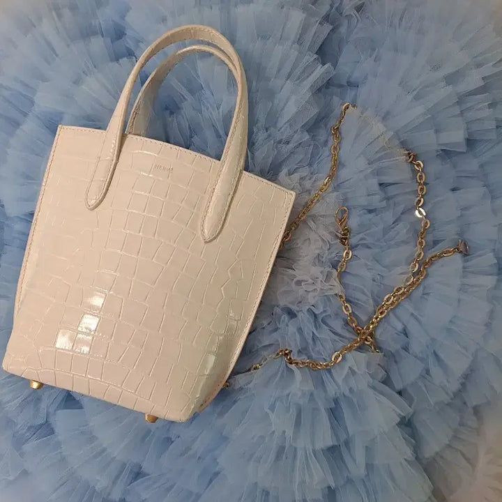 [BUNJANG] HERVE Croc Embossed Mini Tote Bag / HERVE(에르베) 크로커 엠보  미니  토트백