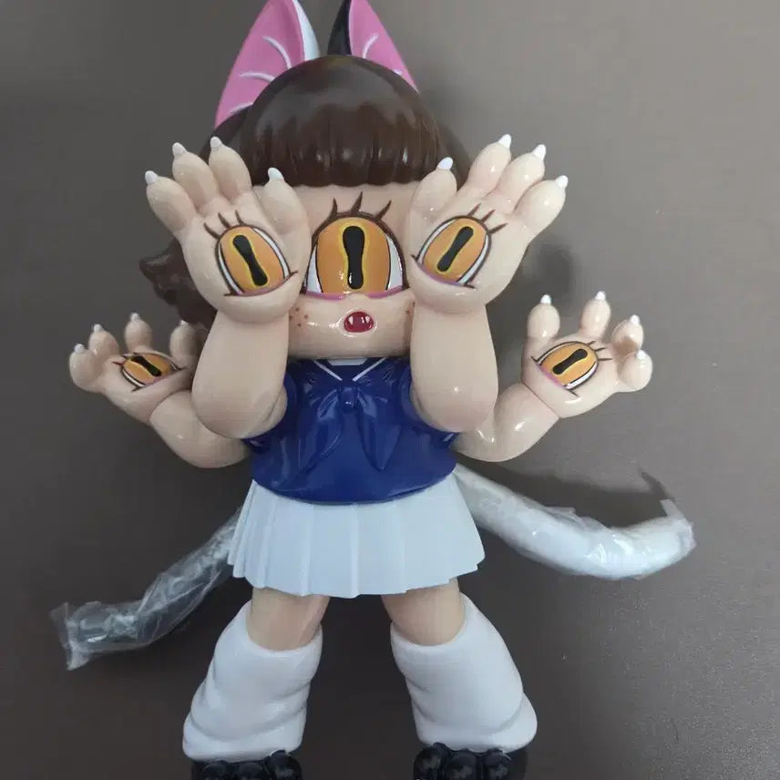 [BUNJANG] Grape Brain Momochan Sofubi Figure / 그레이프브레인 모모찬 모모쨩 소프비 팝니다