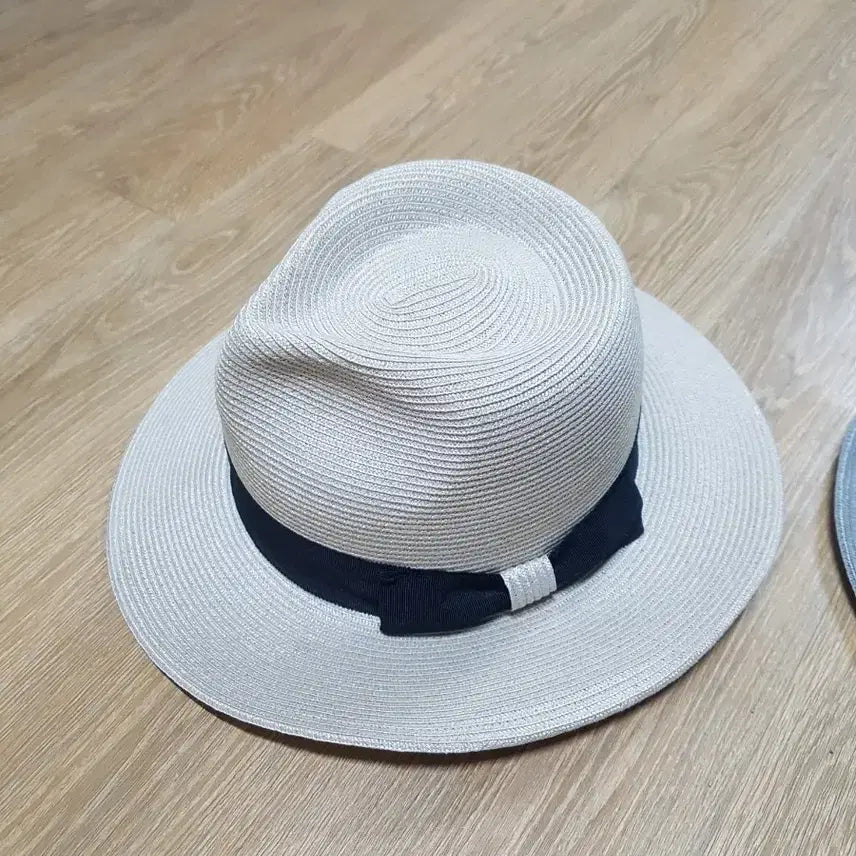 [BUNJANG] Unisex Straw Fedora Hat / 페도라 여름 남녀공용 프리사이즈 상태좋음