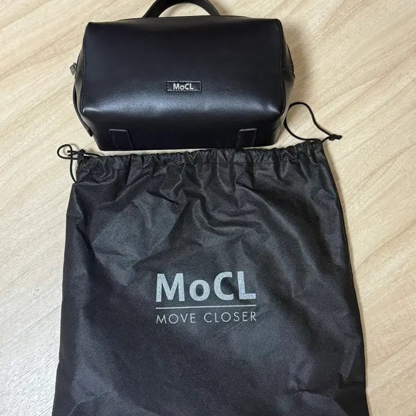 [BUNJANG] Mookle Golf Pouch Bag Black Leather / 골프 파우치백 블랙