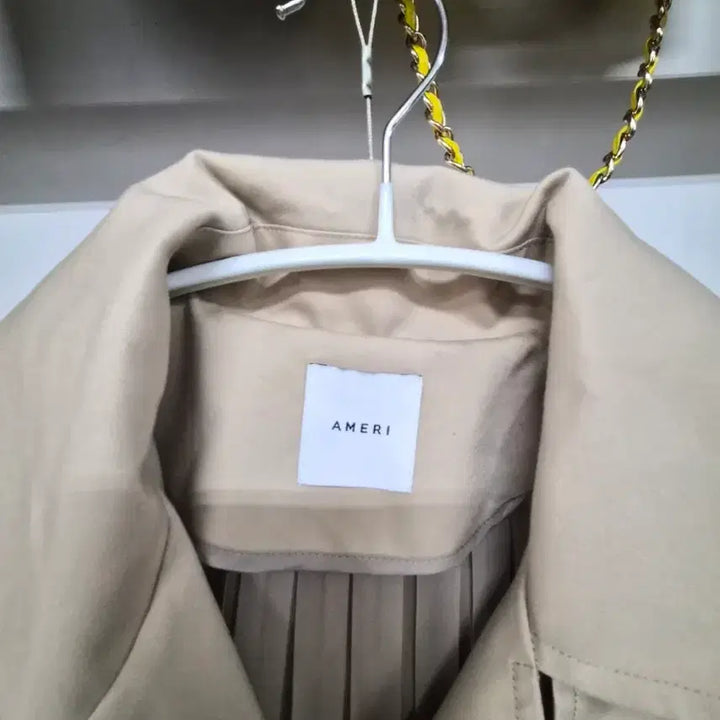 [BUNJANG] Ameri Pleated Trench Coat / Ameri 쉬폰프릴 프리미엄 트렌치코트