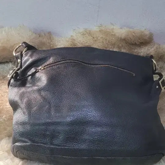 [BUNJANG] k-sandk Black Leather Shoulder Bag / k-sandk 블랙 가죽 숄더백