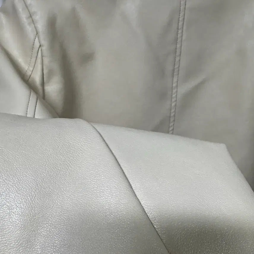 [BUNJANG] Ivory Faux Leather Jacket / [새상품] 아이보리 레더 자켓