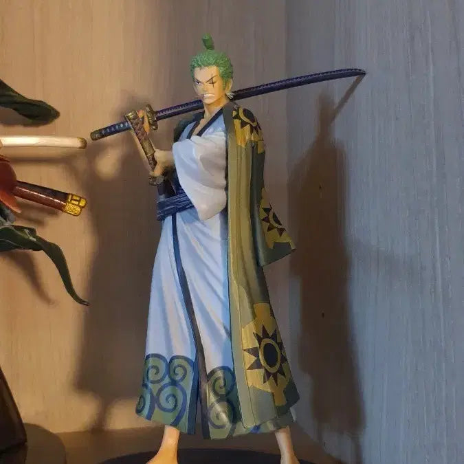[BUNJANG] Bandai Zoro Figure / 반다이 조로 피규어