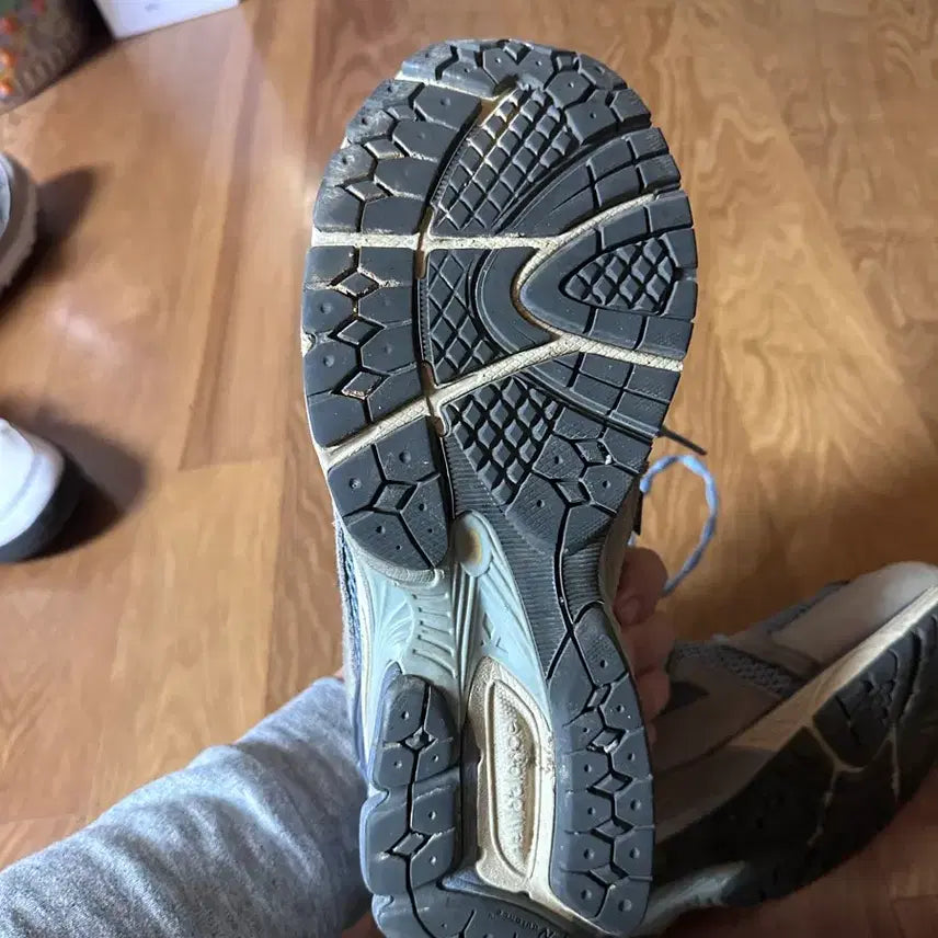 [BUNJANG] 뉴발란스 오라리 1906R 280 / 뉴발란스 오라리 1906R 280