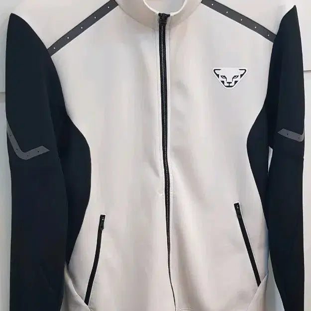 [BUNJANG] Dynafit White/Black Track Jacket L / 다이나핏 화이트/블랙 트랙 자켓L