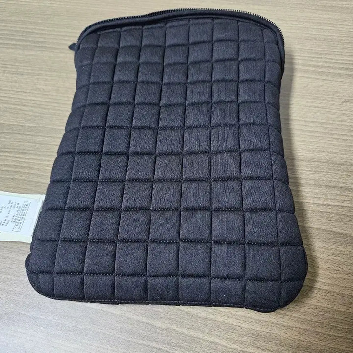 [BUNJANG] Stone Island Wappen Clutch / 스톤아일랜드 와펜 클러치