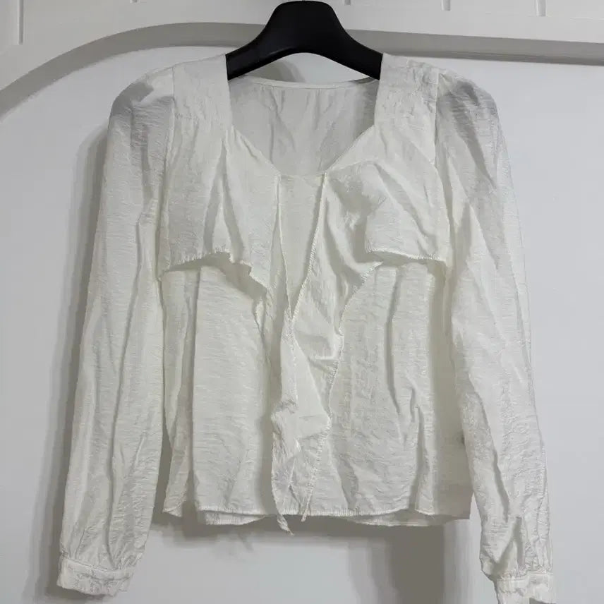 [SOLD OUT] 화이트 레이어드 블라우스
