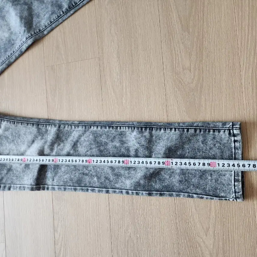 [BUNJANG] LONDON SLIM Washed Denim Jeans / LONDON SLIM 워싱 데님 30사이즈...워싱 데님 청바지 블랙진