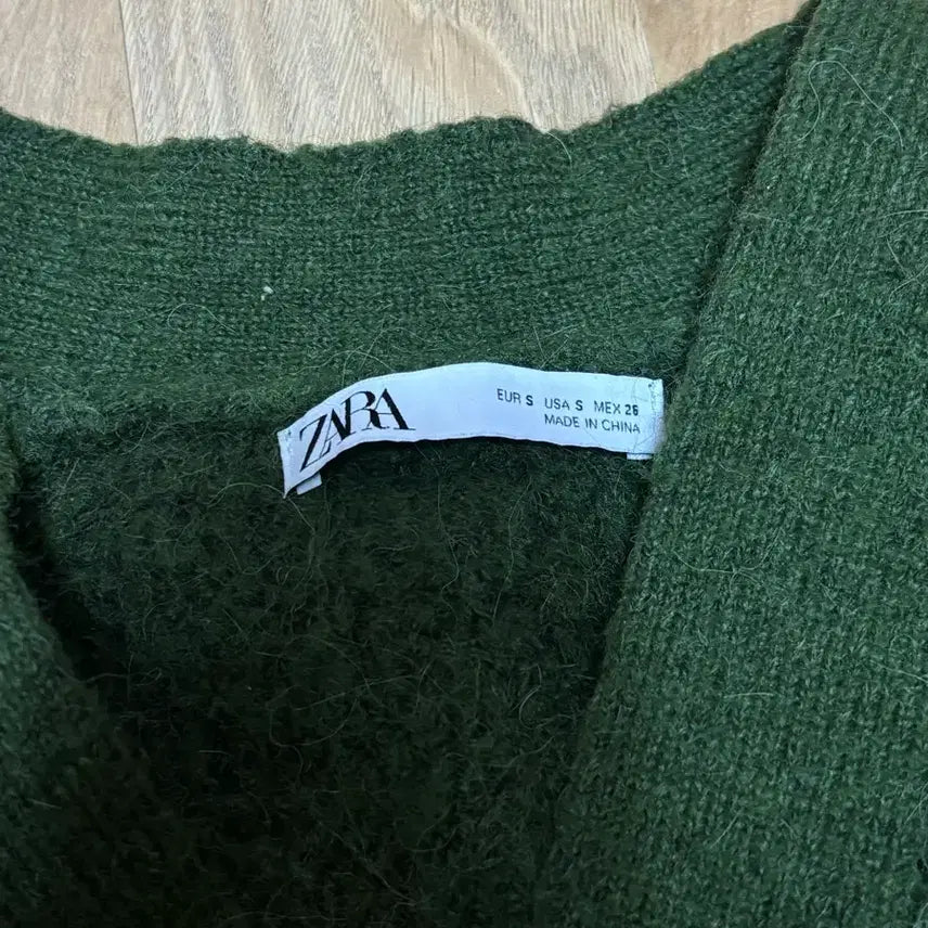 [BUNJANG] ZARA Green Cardigan / 자라 ZARA 녹색 가디건