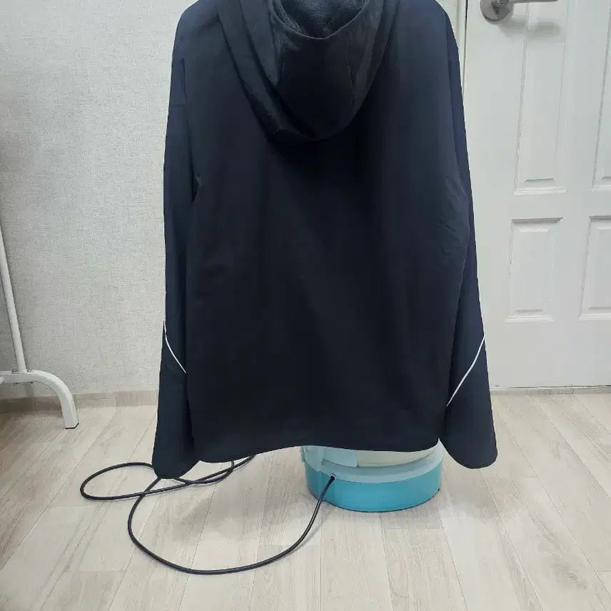 [BUNJANG] Adidas Essentials Woven Windbreaker Jacket / (95~100)M 초대장급 아디다스 에센셜 [검흰] 우븐 바람막이