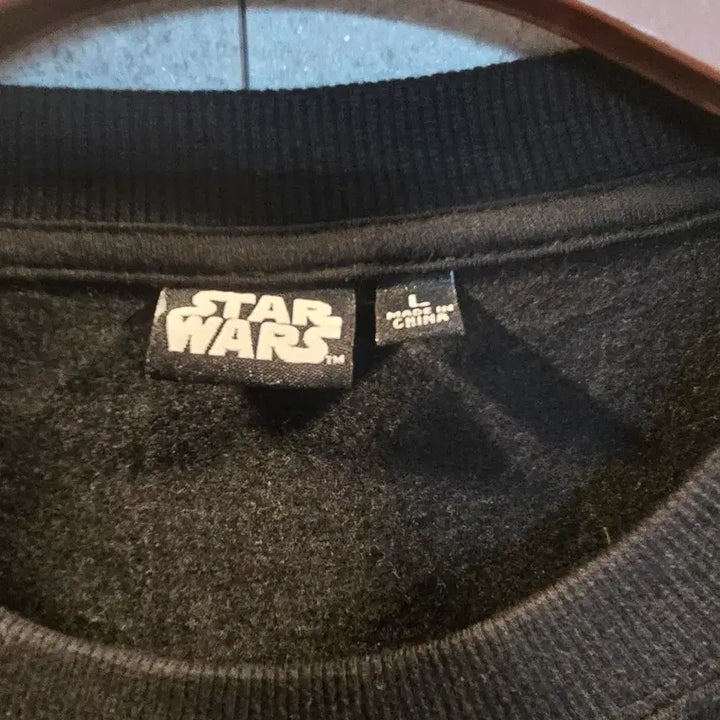 [BUNJANG] Star Wars Darth Vader and Characters Printed Sweatshirt / 스타워즈. 오피셜 굿즈. 맨투맨. 미착.