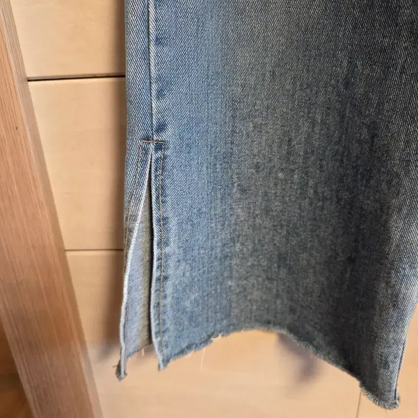 [BUNJANG] FAVOR Denim Damage Jeans M / FAVOR 데님 데미지 청바지 M  새상품