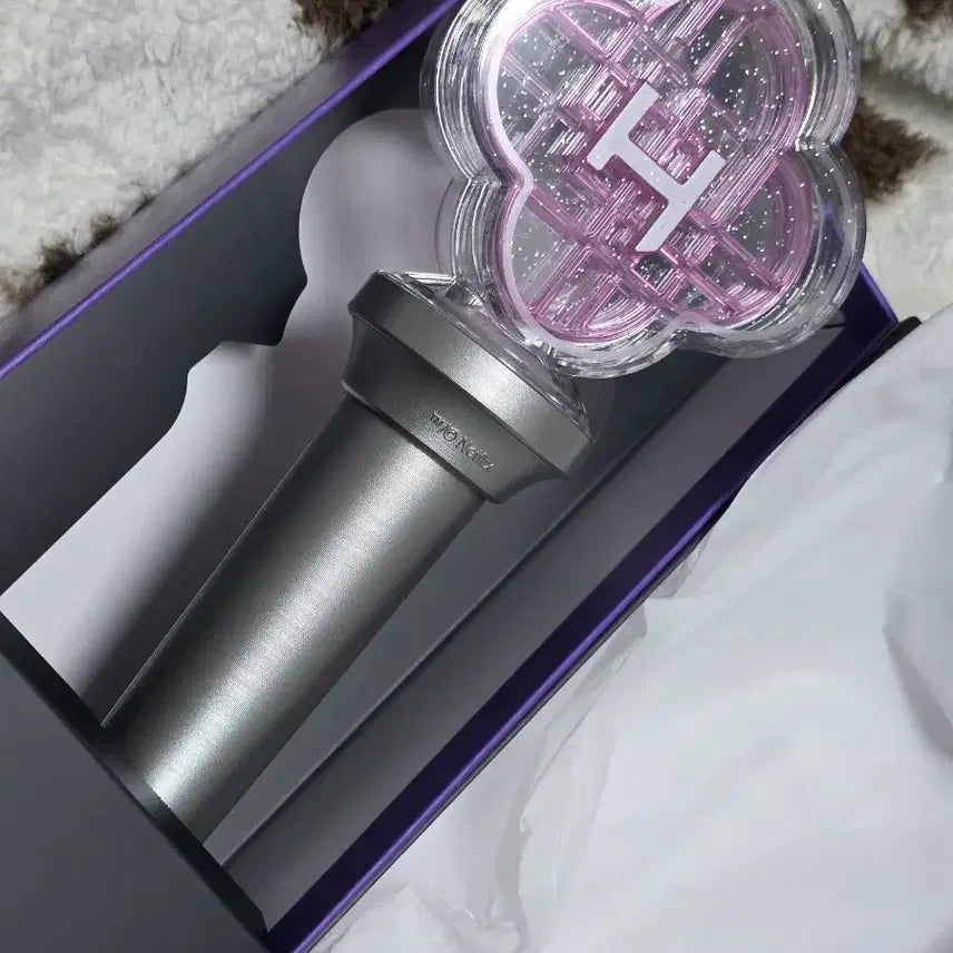[SOLD OUT] 케이팝데몬헌터스 케데헌 헌트릭스 응원봉 팝니다