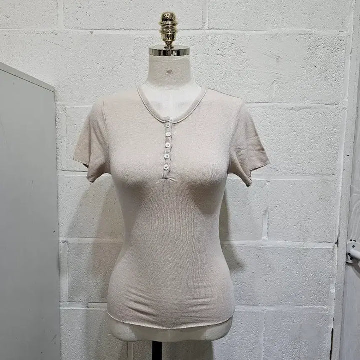 [BUNJANG] Front Button Short Sleeve Top - Light Beige / 앞단추 얇은재질의 반팔- 연베이지