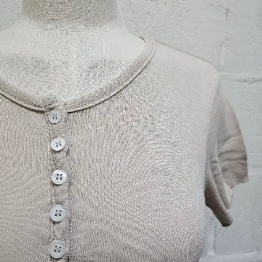 [BUNJANG] Front Button Short Sleeve Top - Light Beige / 앞단추 얇은재질의 반팔- 연베이지