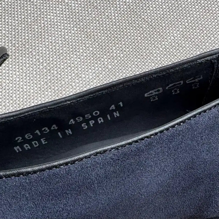 [BUNJANG] Berwick 4950 Belgian Navy Suede Loafers / [260] 새제품 Berwick 4950 벨지안 네이비 스웨이드 로퍼