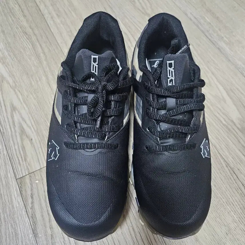 [SOLD OUT] 데상트 여성 블랙 골프화