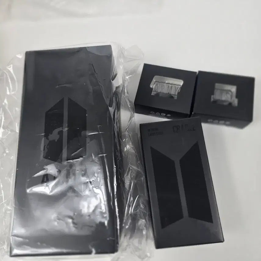 [SOLD OUT] BTS 응원봉 Ver. 4 + 크래들 + 액세서리 2개 풀세트