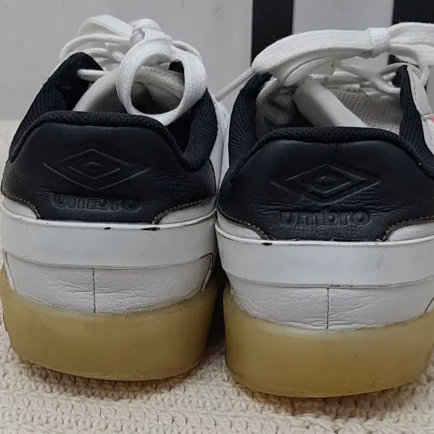 [BUNJANG] Umbro Comfortable Shoes 270 / umbro 편한신발 270