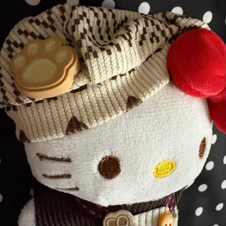 [BUNJANG] Hello Kitty Beret Doll Keyring / (새상품)베레모 멜빵 헬로키티 인형 키링