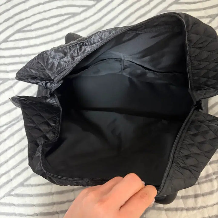 [BUNJANG] NaRaYa Black Quilted Handbag / <새상품> 태국 NaRaYa 나라야 블랙 가방