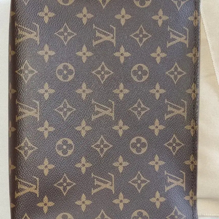 [BUNJANG] Louis Vuitton Monogram Pouch Clutch / 루이비통 모노그램 파우치 클러치