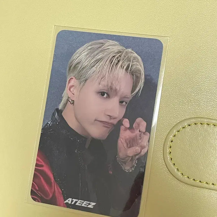 [SOLD OUT] 에이티즈 우영 포카