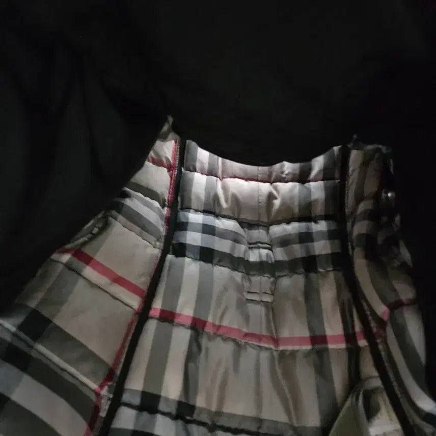 [BUNJANG] 정품 버버리 블랙 벨티드 패딩 코트 / 정품 버버리 블랙 벨티드 패딩 코트