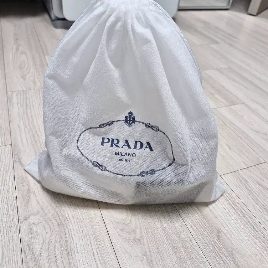 [BUNJANG] Prada Chain Crossbody Bag / 프라다 체인 크로스백