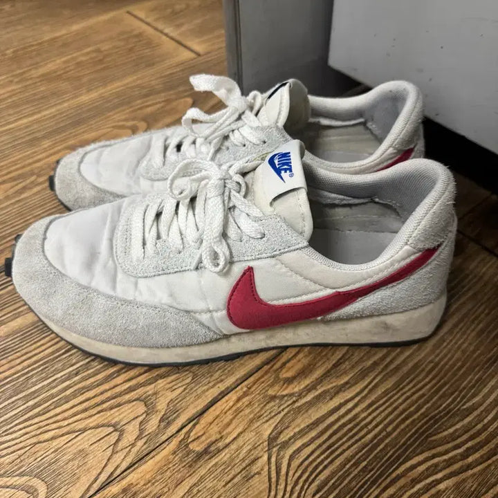 [SOLD OUT] 나이키 데이브레이크 270 사이즈