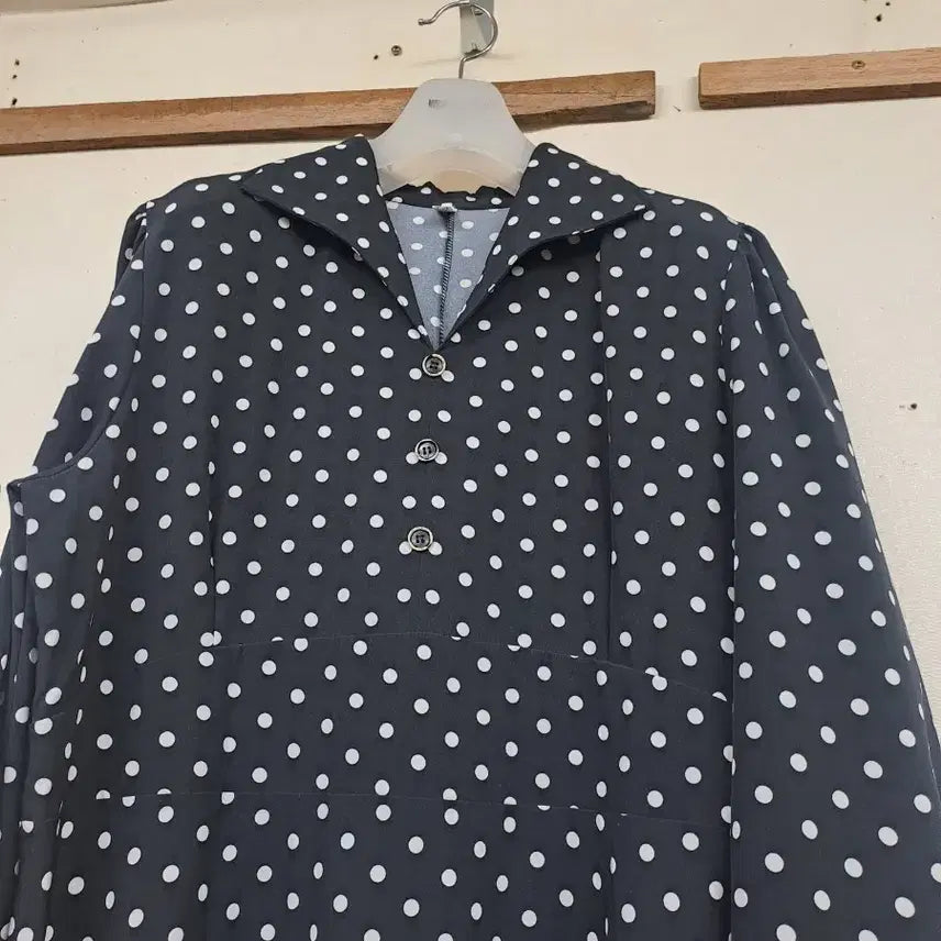 [BUNJANG] Polka Dot Chiffon Long Dress / 땡땡이 쉬폰 롱원핏99
