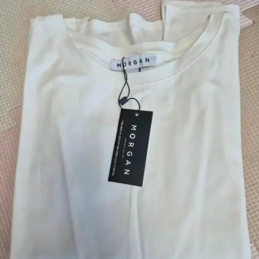 [BUNJANG] Morgan Sleeveless 55 Top / 모르간 슬리브리스 55 새옷