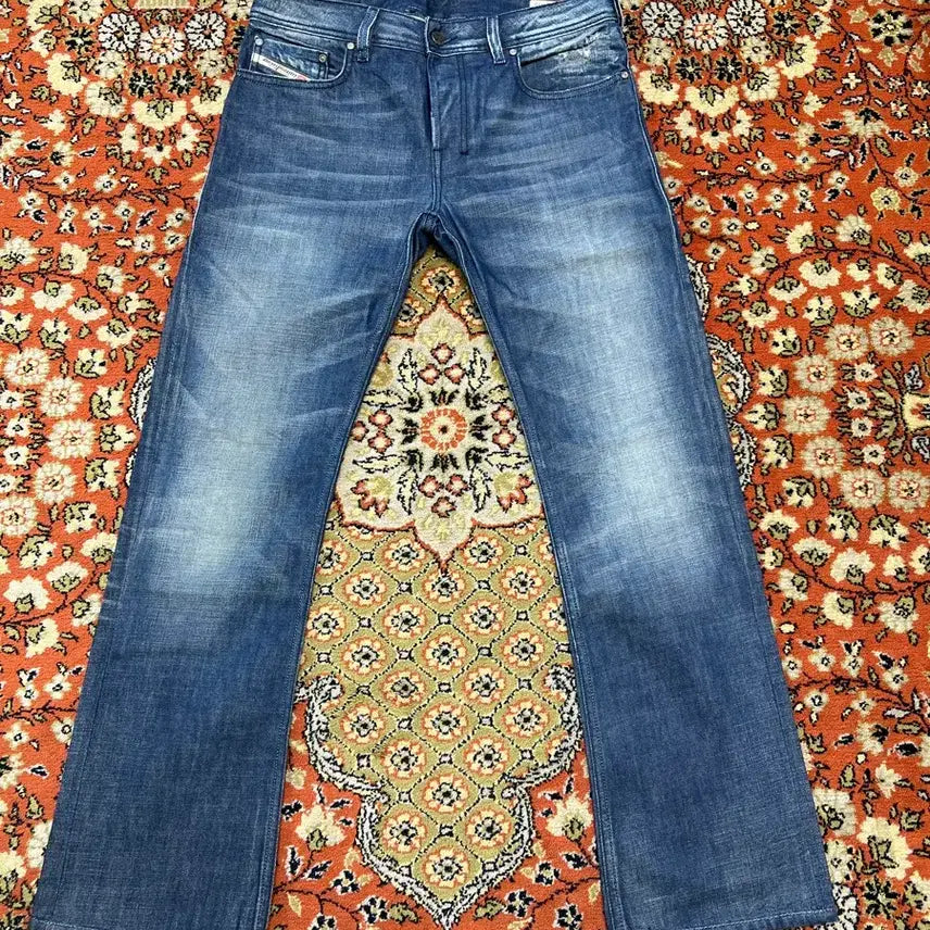 [SOLD OUT] [30] 디젤 자탄 플레어 부츠컷 데님 팬츠