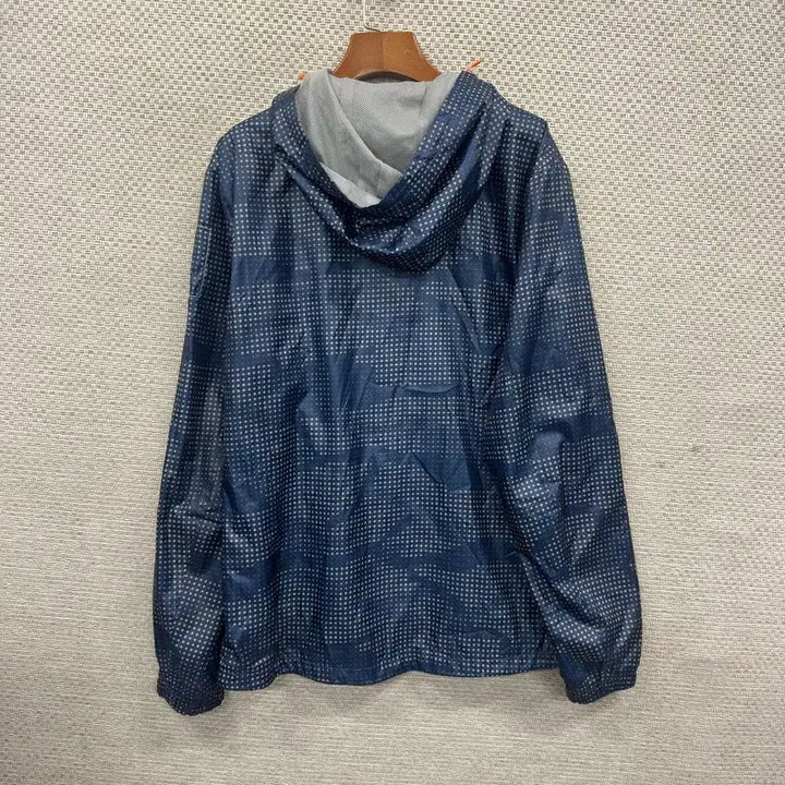 [BUNJANG] Puma Embroidered Logo Spring Windrunner Jacket L / 푸마 자수로고 봄 윈드러너 바람막이 자켓 L A07785
