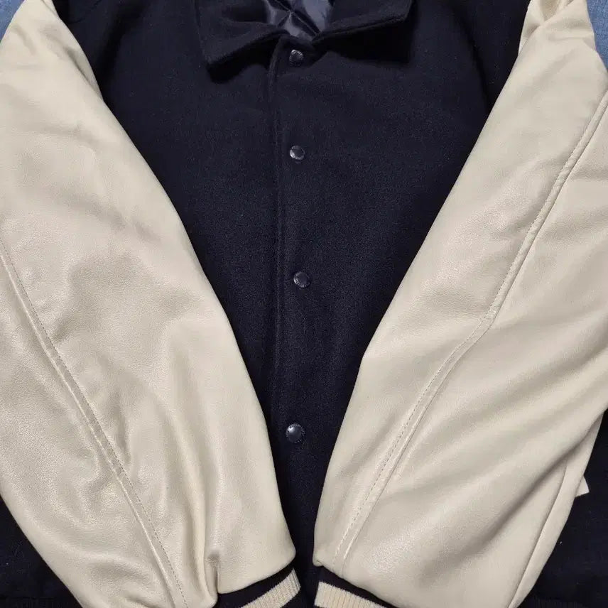 [BUNJANG] Spao Unisex Leather Varsity Jacket (S) / 스파오 남녀공용 레더배색바시티자켓 S사이즈