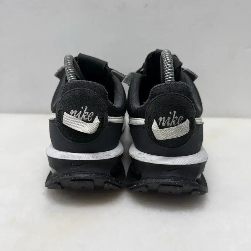 [BUNJANG] Nike Air Max Pre-Day Sneakers / (255)나이키 운동화 에어맥스 프리데이
