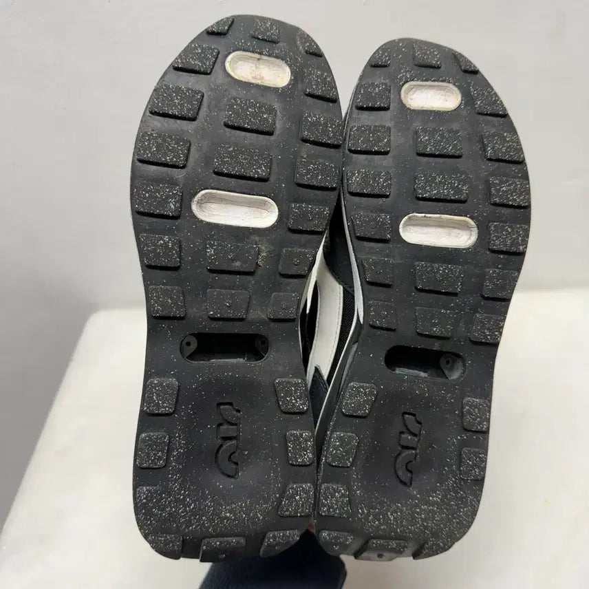 [BUNJANG] Nike Air Max Pre-Day Sneakers / (255)나이키 운동화 에어맥스 프리데이