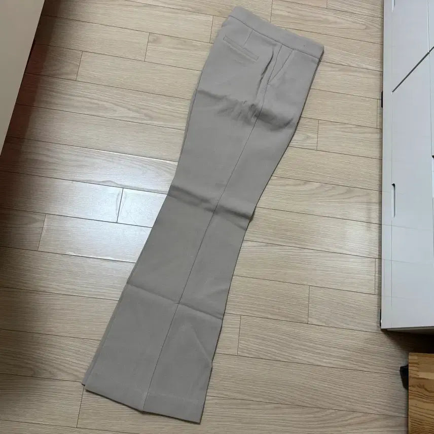 [BUNJANG] Flymodel Long Slim Bootcut Slacks Beige / 새상품 플라이모델 롱슬림부츠컷 슬랙스 베이지