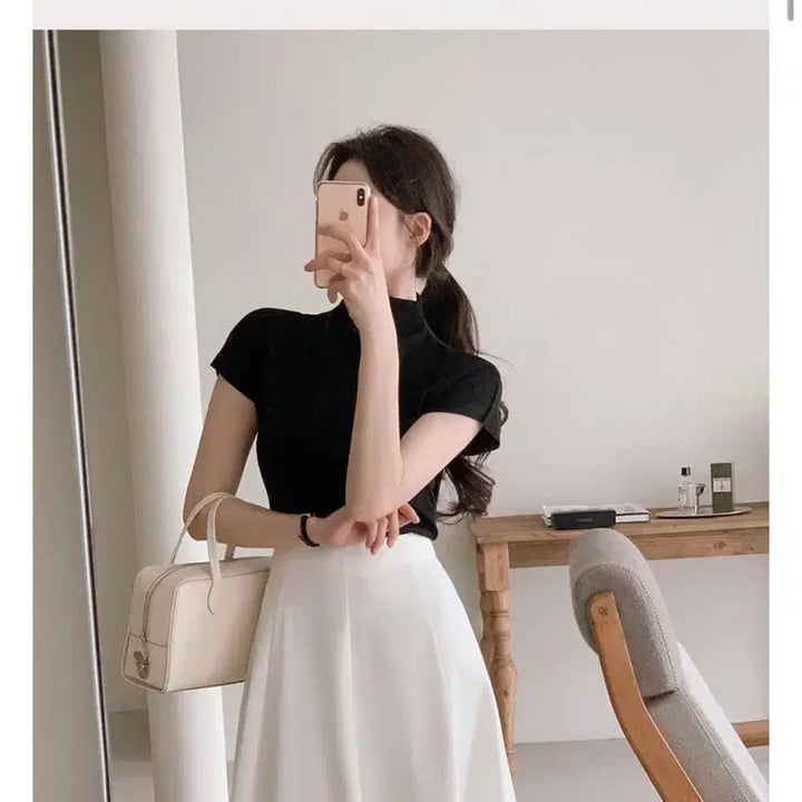 [BUNJANG] Fromwhen Sheer Half-Neck T-Shirt Black / 프롬데이원 쉬즈 여리 하프넥 티 블랙