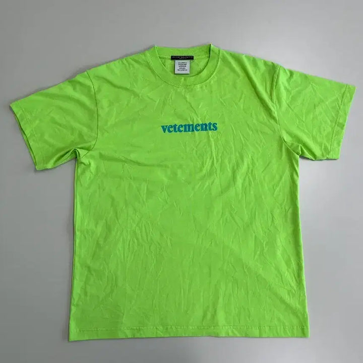 [BUNJANG] Authentic Vetements Barcode Logo T-Shirt / [정품] 배트멍 바코드 로고 티셔츠