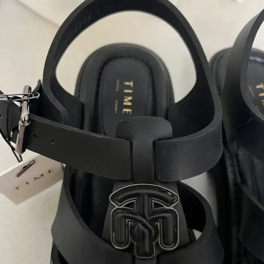 [BUNJANG] TIME Platform Sandals / 타임 키높이 샌들