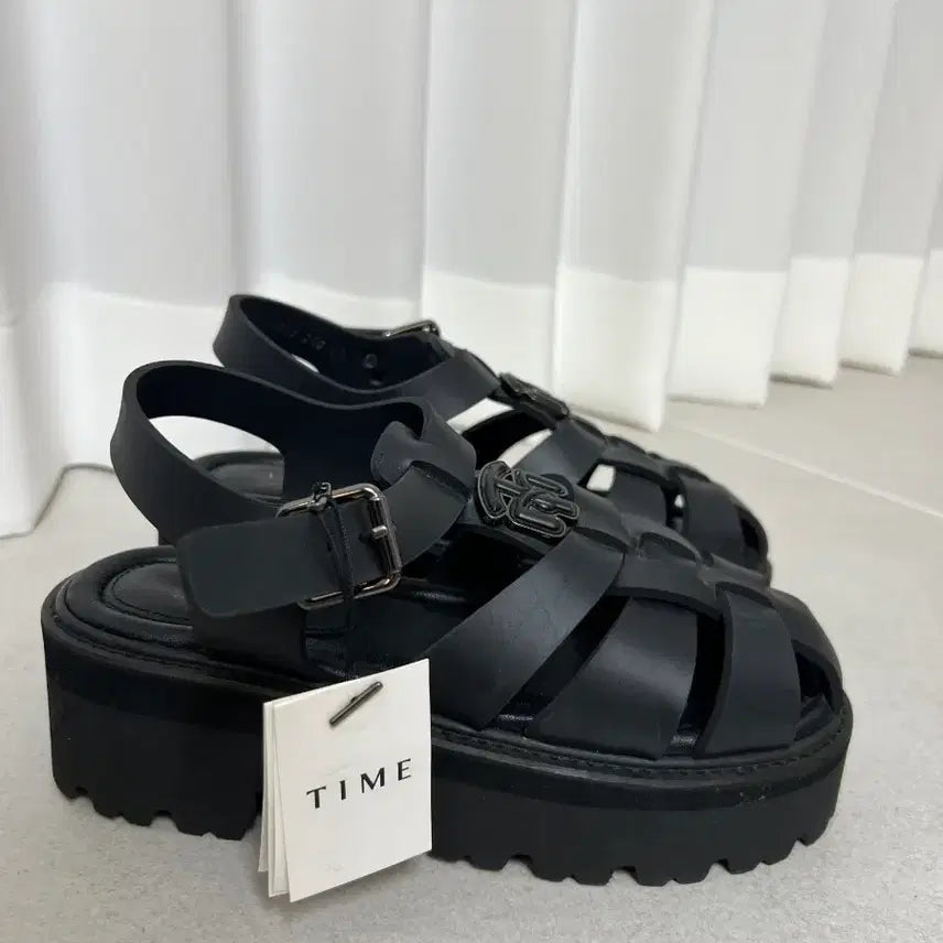 [BUNJANG] TIME Platform Sandals / 타임 키높이 샌들