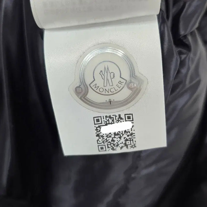 [SOLD OUT] 몽클레어 구이 Gui 패딩 조끼 블랙 4사이즈 105 판매