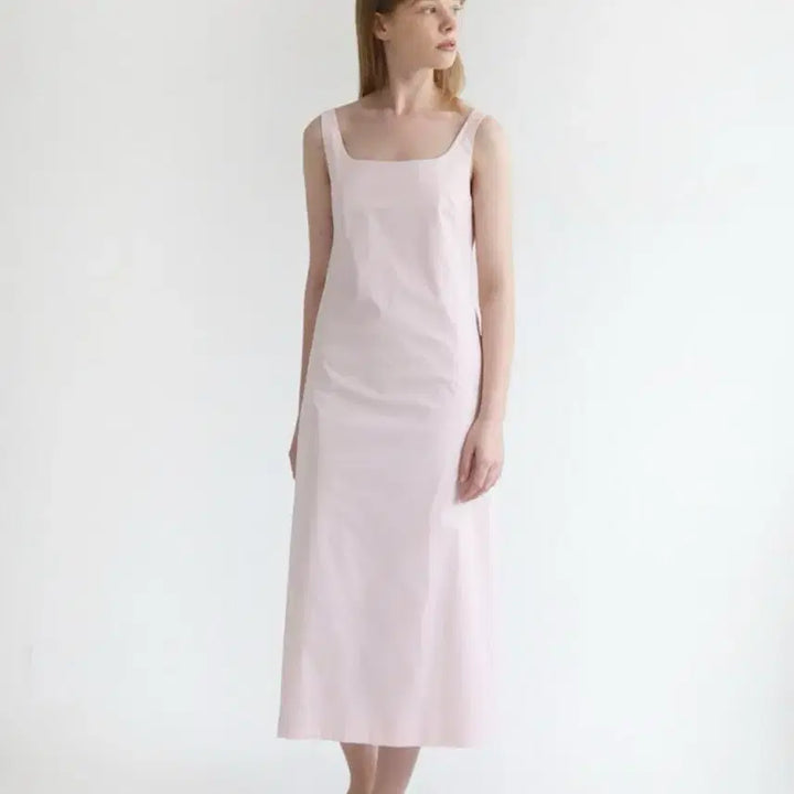[SOLD OUT] (원가17만원) mydlo 미들로 미니멀 스퀘어넥 롱 드레스 원피스