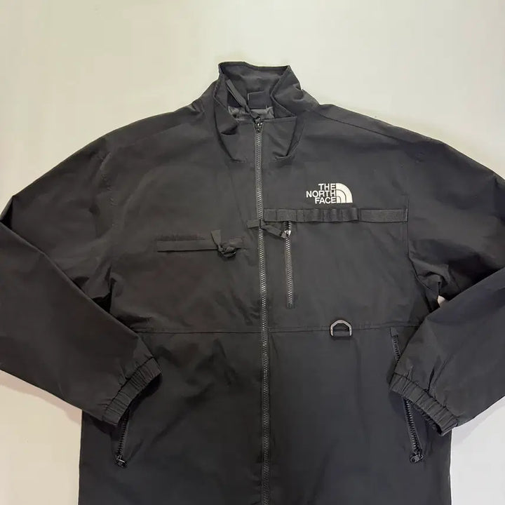 [BUNJANG] The North Face Windbreaker Jacket (Size 100) / 노스페이스 바람막이 자켓(100사이즈)